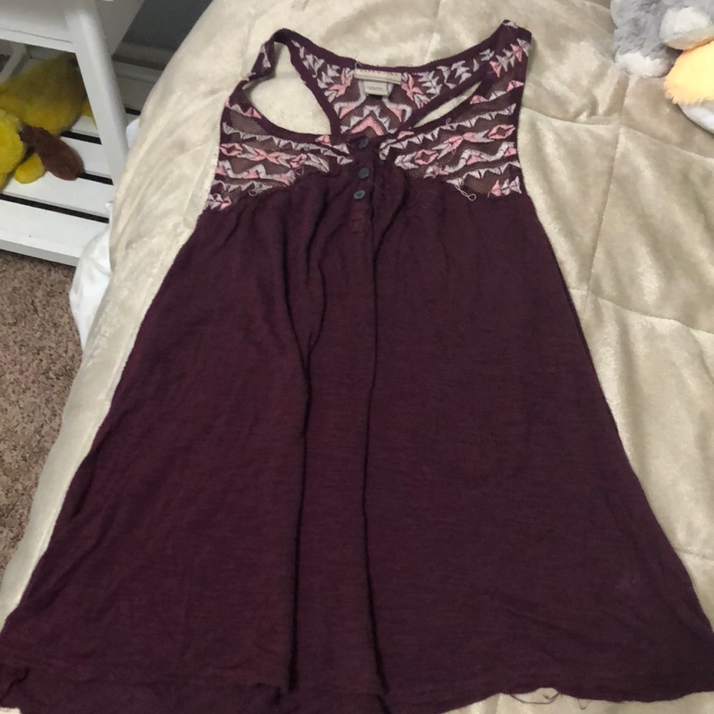 Maroon tank top